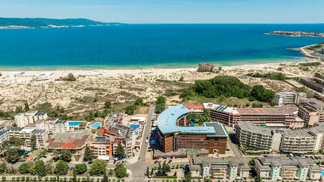 Galeon Residence & Spa