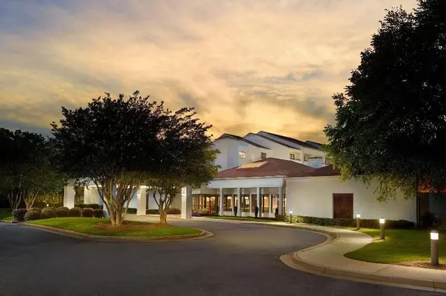Courtyard Atlanta Executive Park/Emory