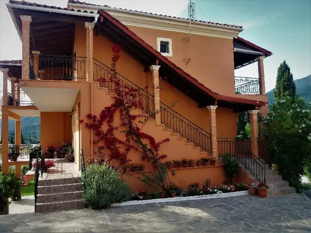 Ziogas Luxury Apartment's