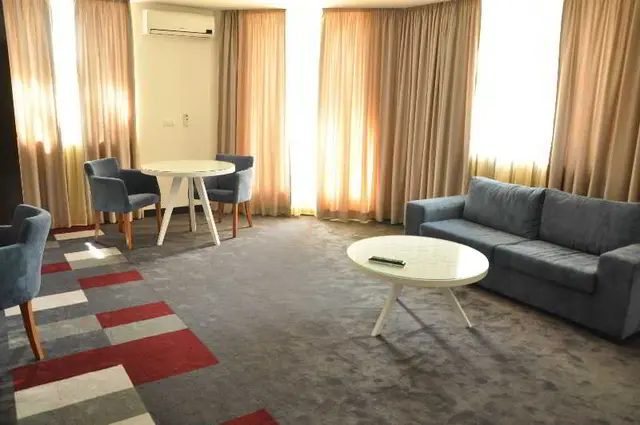 Boutique Bristol Aparthotel