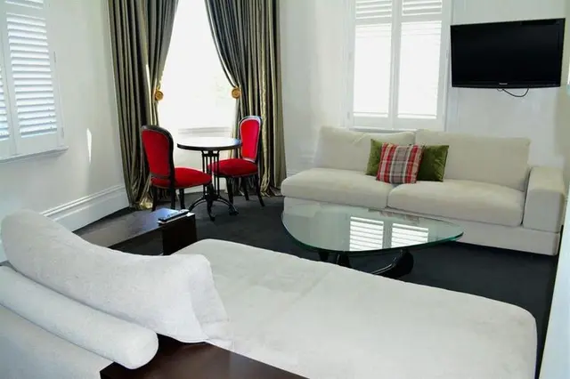 Middle Park Hotel