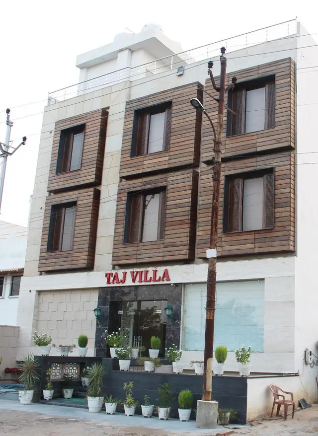 Taj Villa
