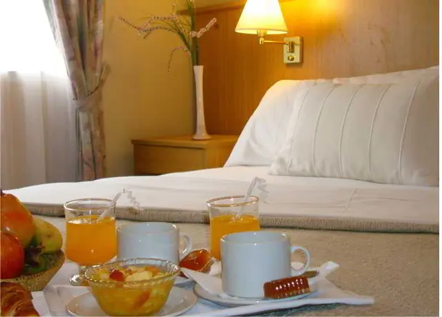 Hostal Del Sol Spa