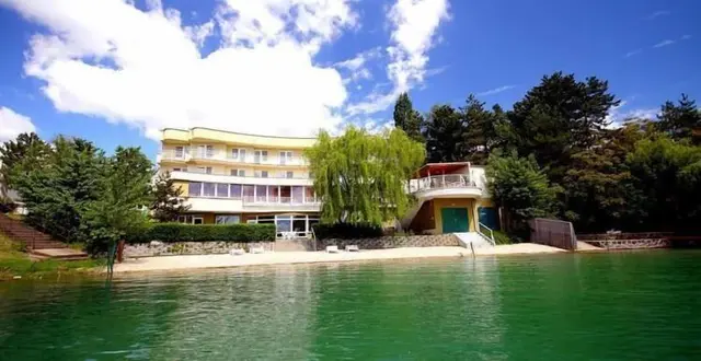 Hotel Zátoka