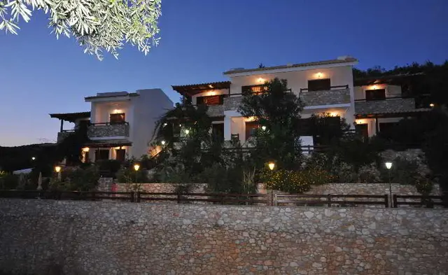Villa Maraki