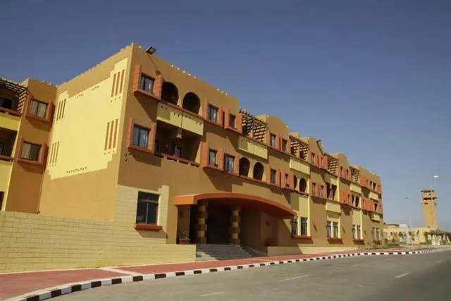 Resta Club Marina View Port Ghalib