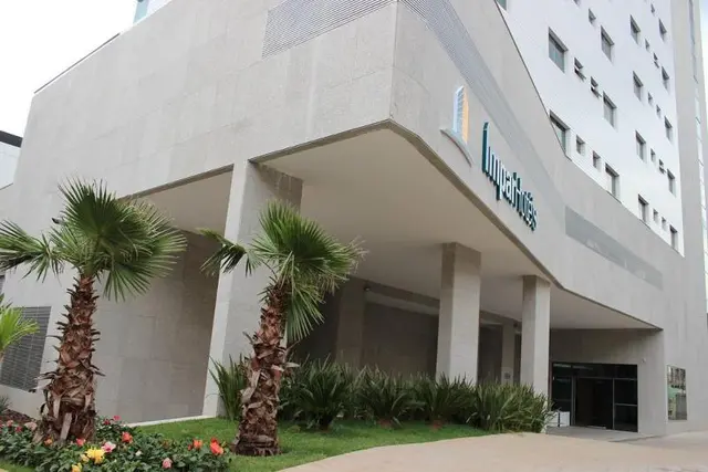 Impar Suites Expominas Hotel