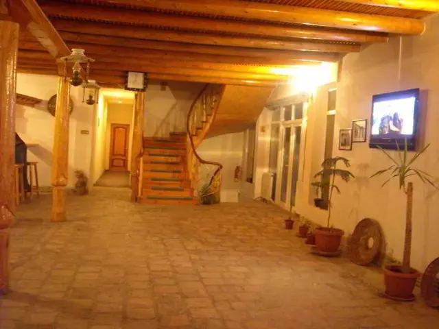 Lyabi House