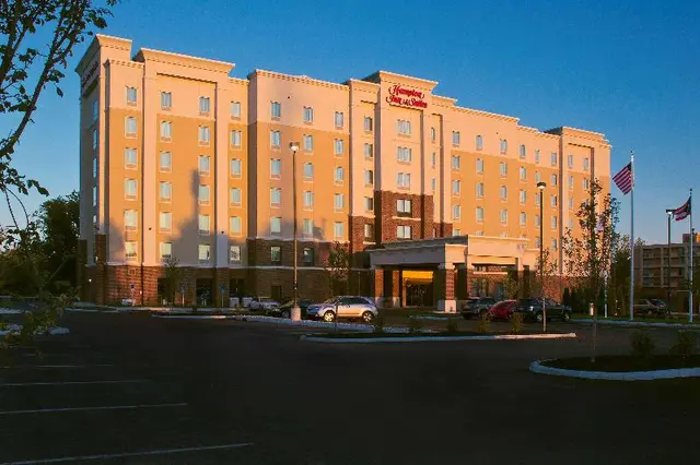 Hampton Inn and Suites Columbus/University Area