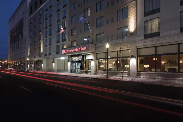Hilton Garden Inn Louisville Downtown, KY