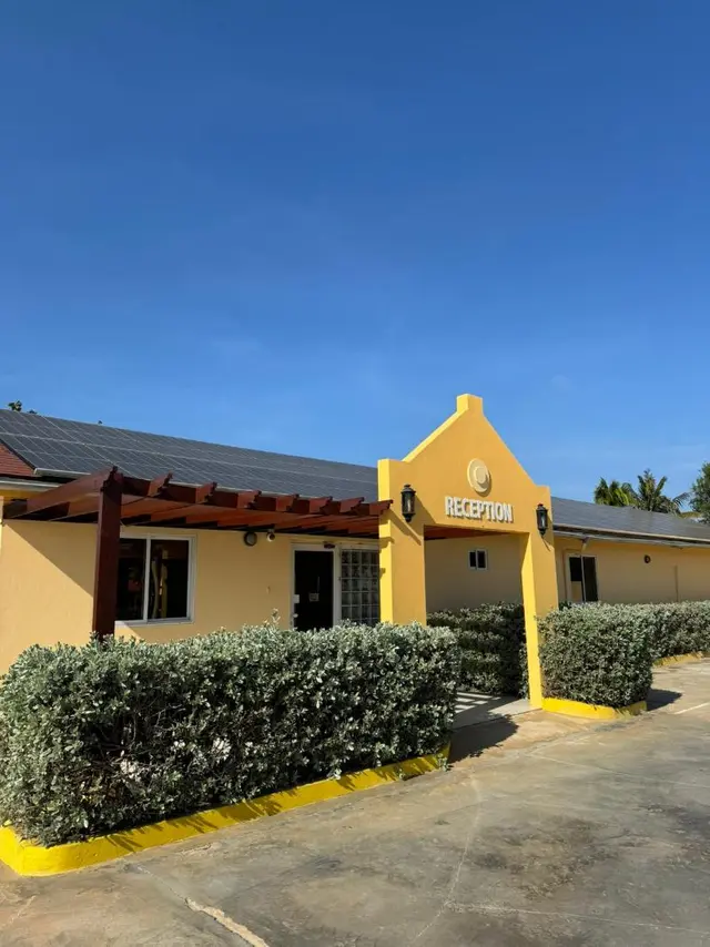 Del Rey Apartments
