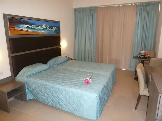Tofinis Hotel