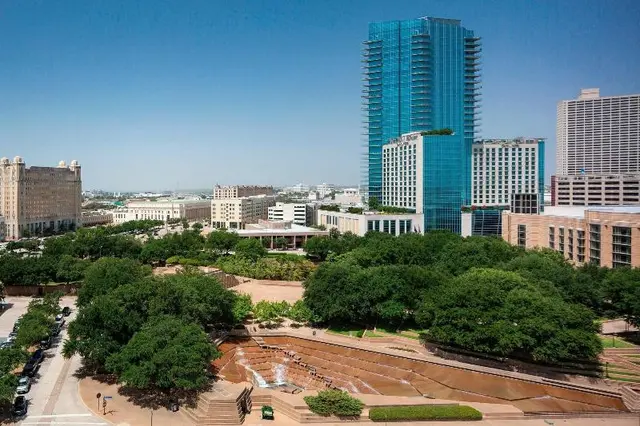Sheraton Fort Worth Downtown Hotel