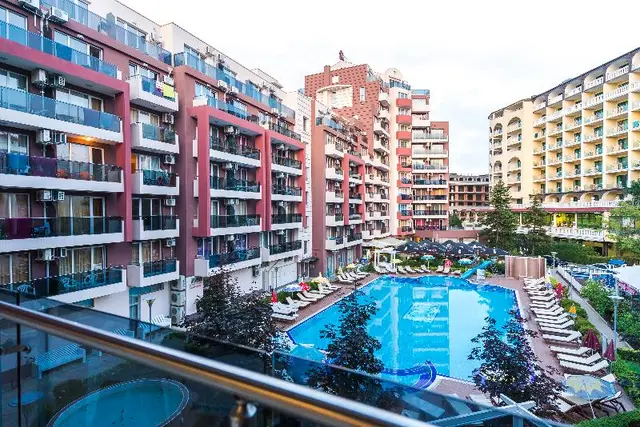 Persey Admiral Plaza Apartments