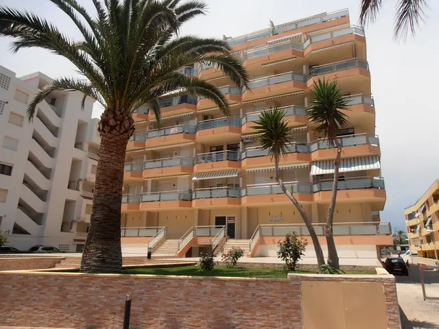 Apartamentos Surfing3000