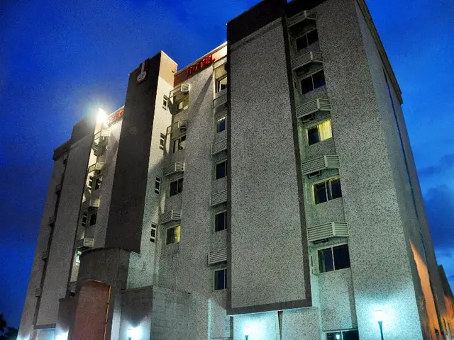 Chelsea Hotel Wuse II