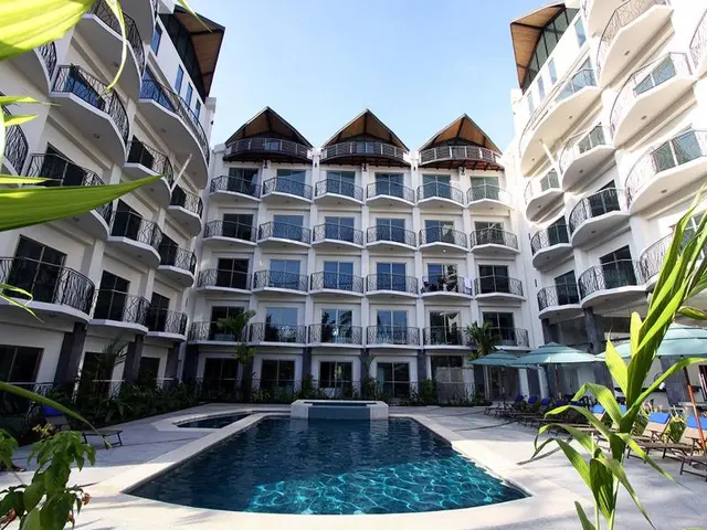 Oceano Hotel & Galeria