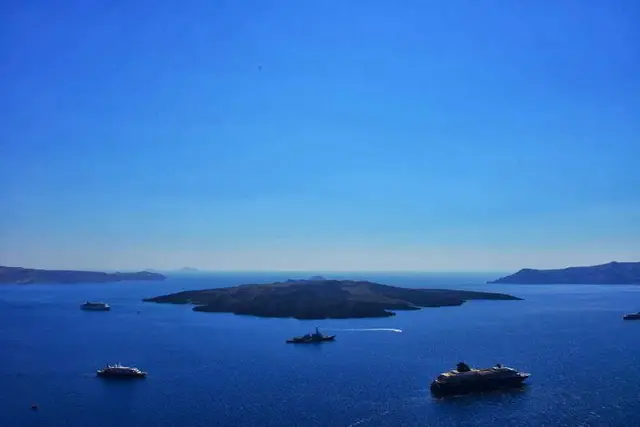 Santorini Royal Suites