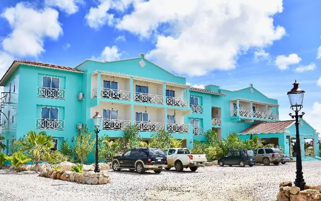 Ocean Breeze Boutique Hotel & Marina