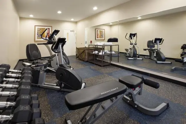 Best Western North Bryant Inn