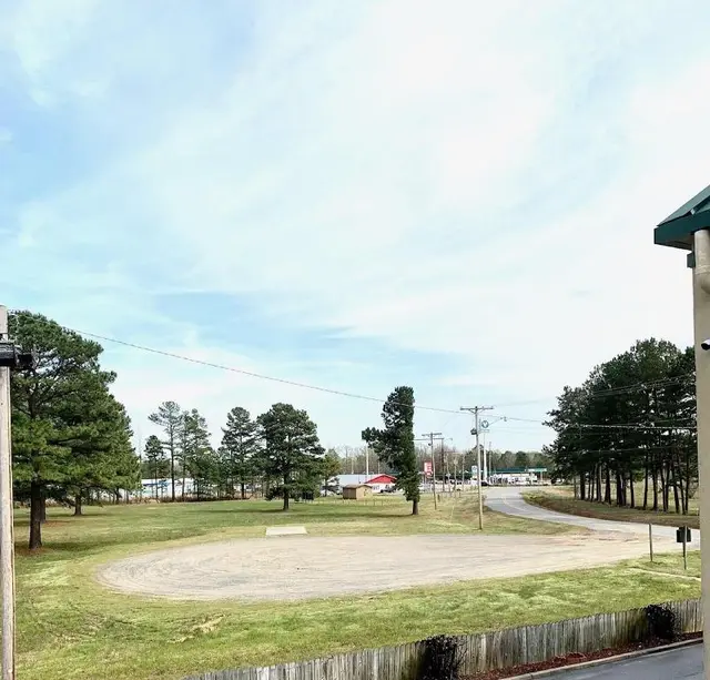 Days Inn by Wyndham North Little Rock / Maumelle