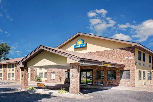 Twin Cities Inn