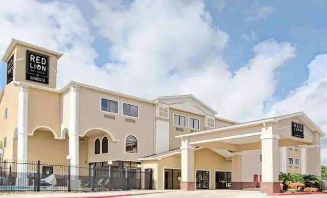 Red Lion Inn & Suites IAH Airport East
