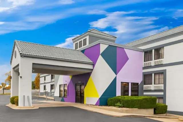 Spark by Hilton Wichita East