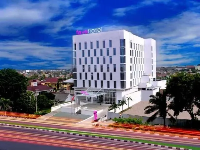 fave+ hotel Palembang