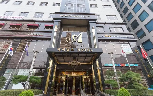 Yeoksam Artnouveau Hotel