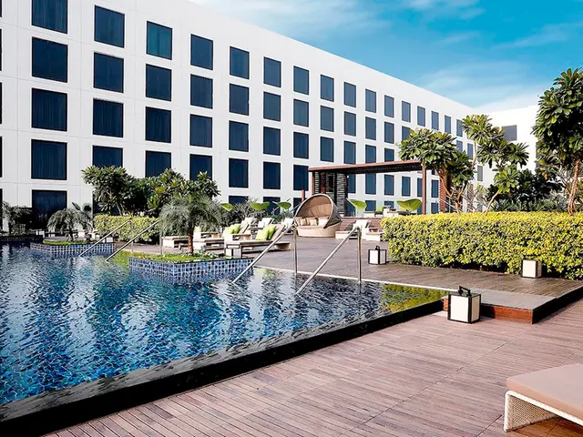 Pullman New Delhi Aerocity