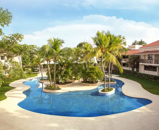 Coronado Golf & Beach Resort
