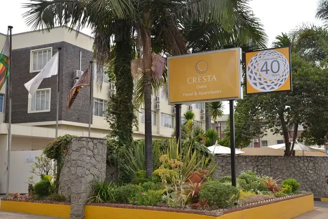 Cresta Oasis Hotel