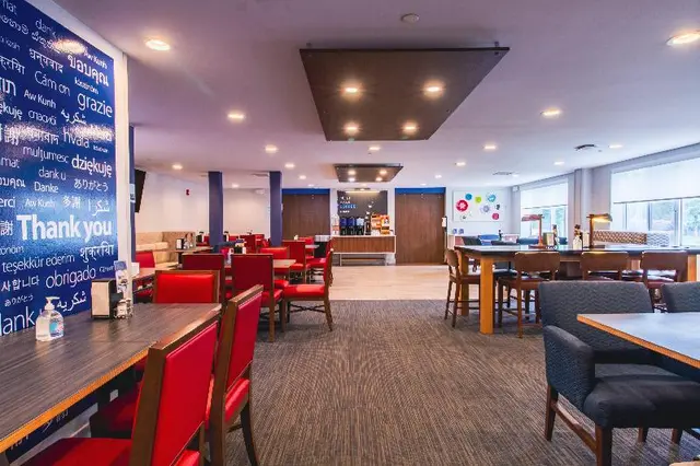 Holiday Inn Express Lincoln East White Mountains