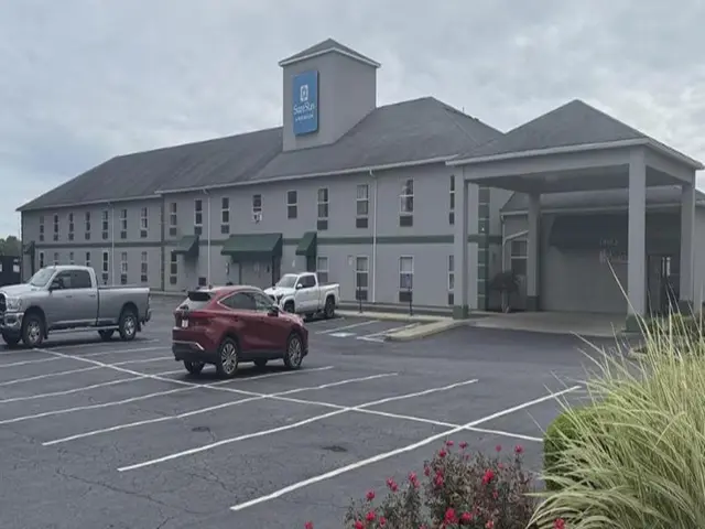 Surestay Best Western Obetz Rickenbacker Airport