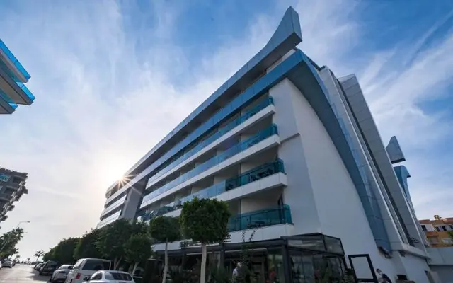 Sunprime C-Lounge