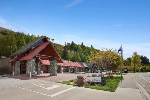 Swiss-Belresort Coronet Peak