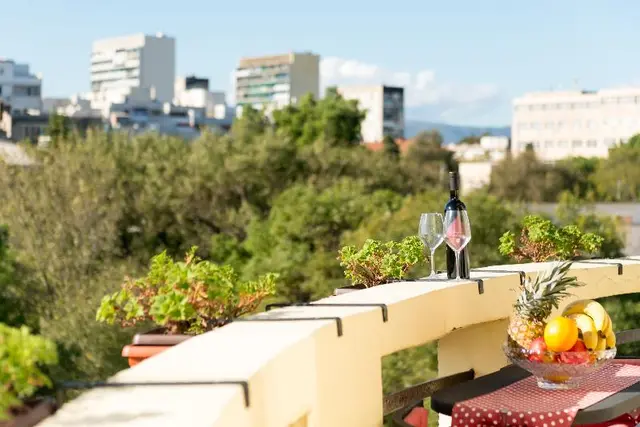Metropole Luxury Rooms