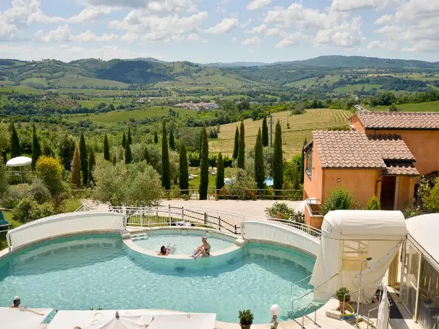 Hotel Saturno Fonte Pura