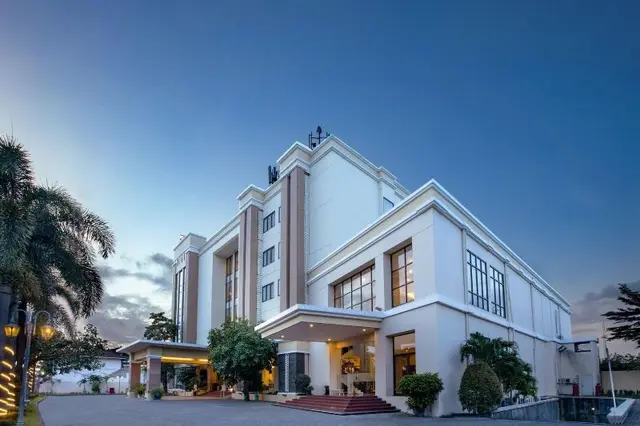 Horison Ultima Riss Yogyakarta
