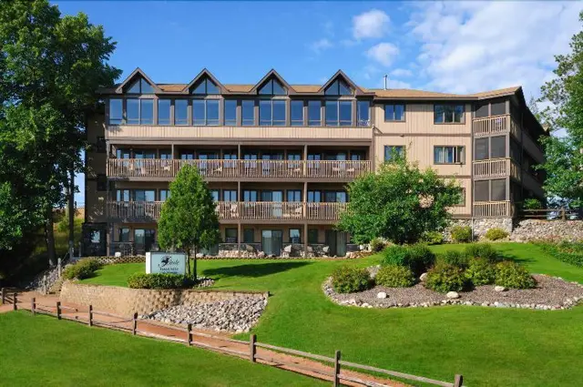 The Pointe Resort and Club