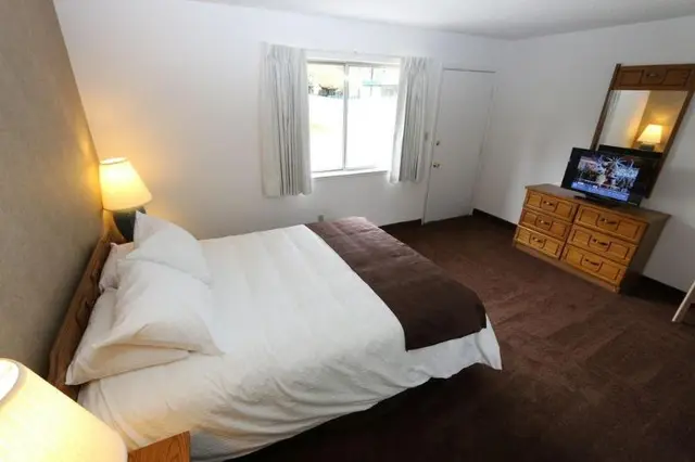 Thunderbird Resort Club