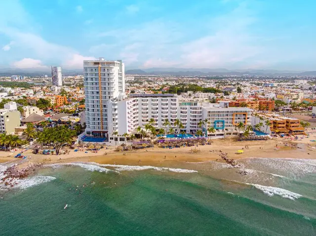 Pacific Palace Beach Tower Hotel