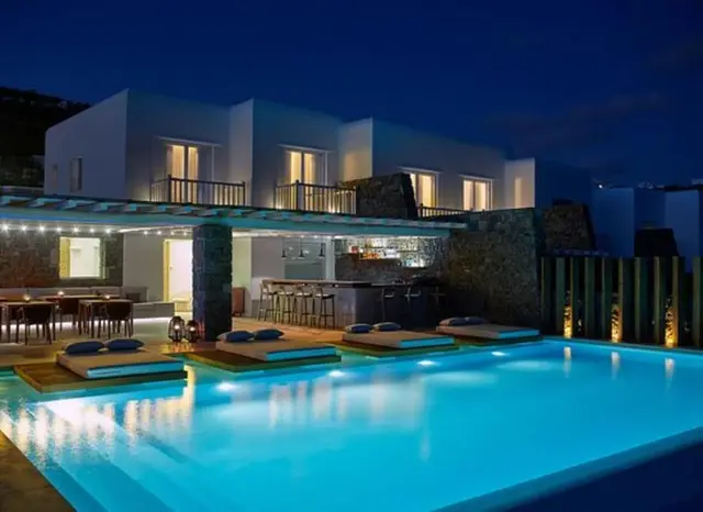 Bill & Coo Coast Suites -The Leading Htls