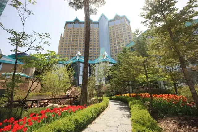 High1 Grand Hotel Main Tower (Kangwonland Hotel)