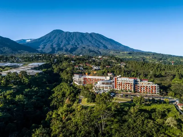 Pesona Alam Resort & Spa Puncak