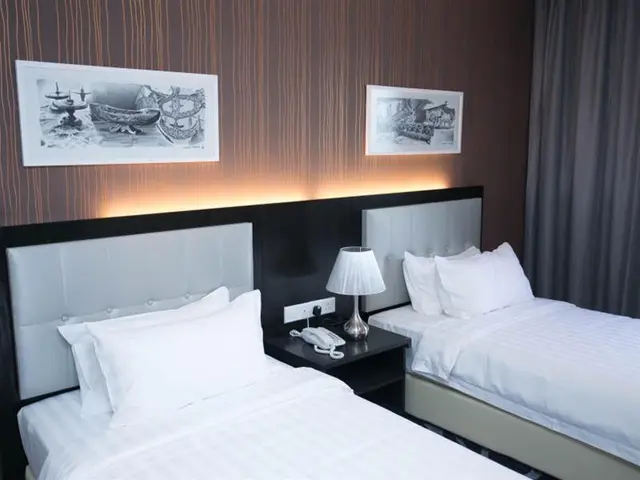 The Grand Campbell Hotel