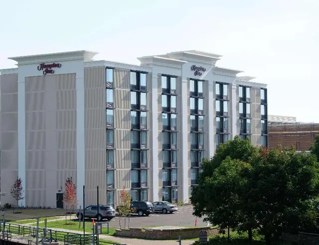 Hampton Inn Green Bay Downtow