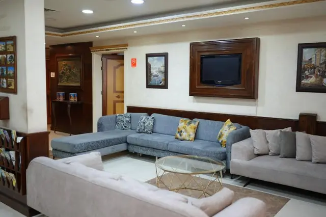 Elysee Residence Suites