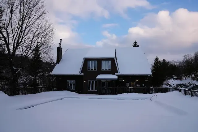 Privilege Mont-Tremblant Voliere